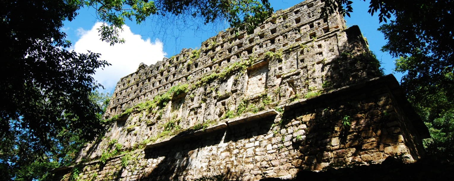 Conoce la magia de la Zona Arqueológica de Yaxchilán en Chiapas